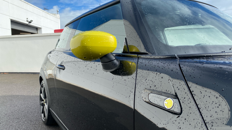 MINI Hatchback 135kW Cooper S Level 3 33kWh 3dr Auto Electric Hatchback